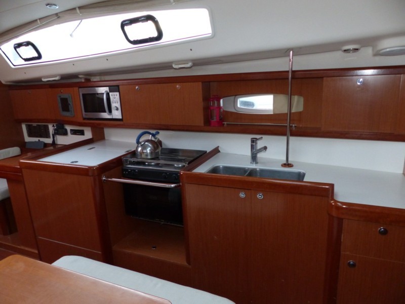 Oceanis 40 -20.JPG